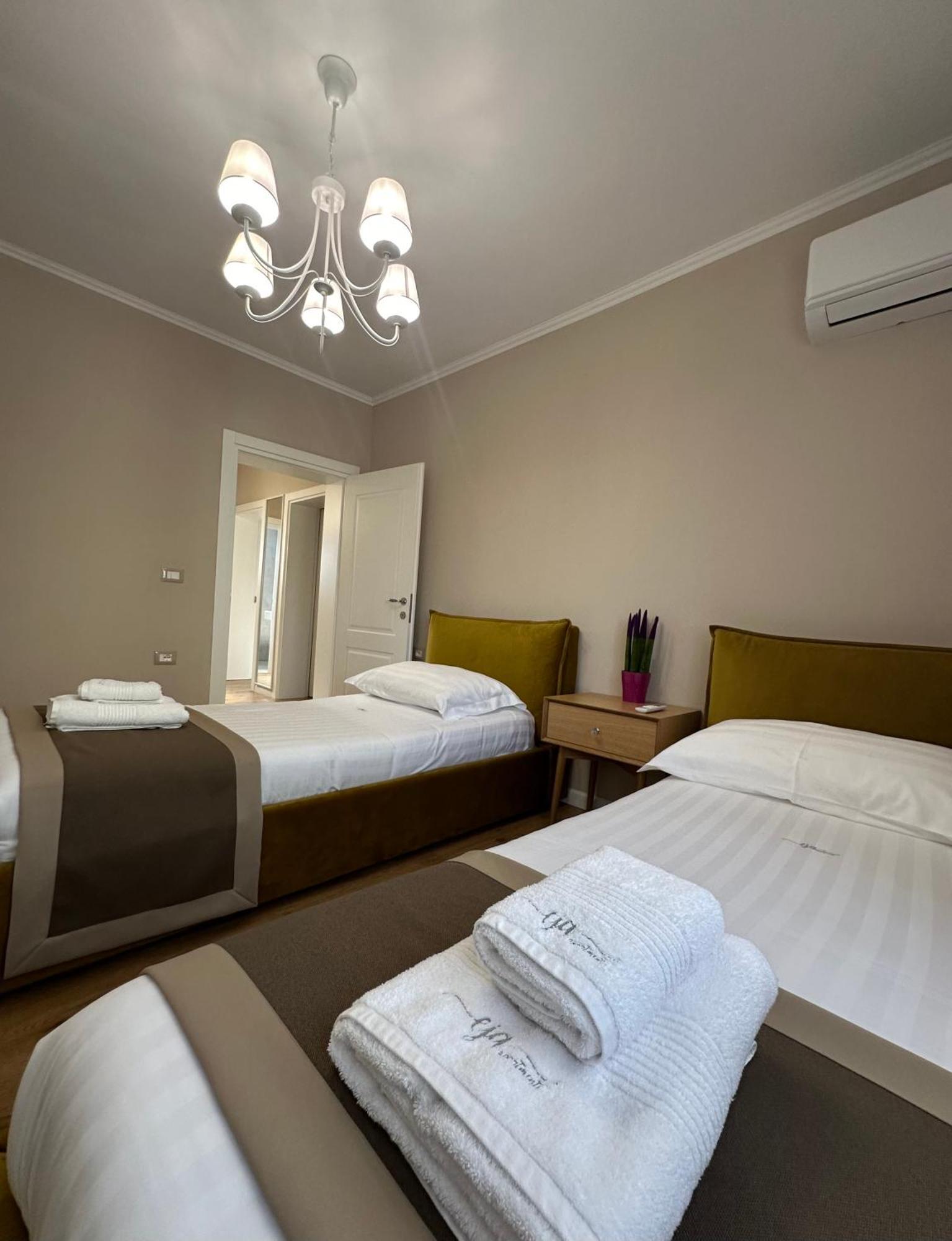 Eja Apartment 3 Tiranë Eksteriør bilde